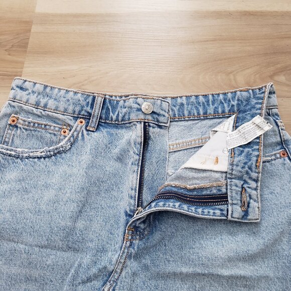 Zara Button Fly Distressed Fringed Hemline Denim Skirt Blue Size Large - Picture 3 of 9